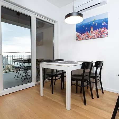 Apartment Pia