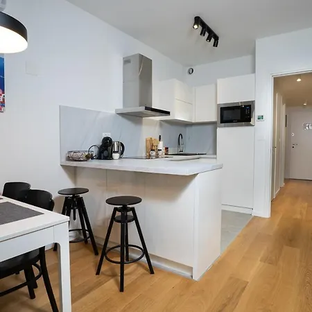 Pia Apartment *